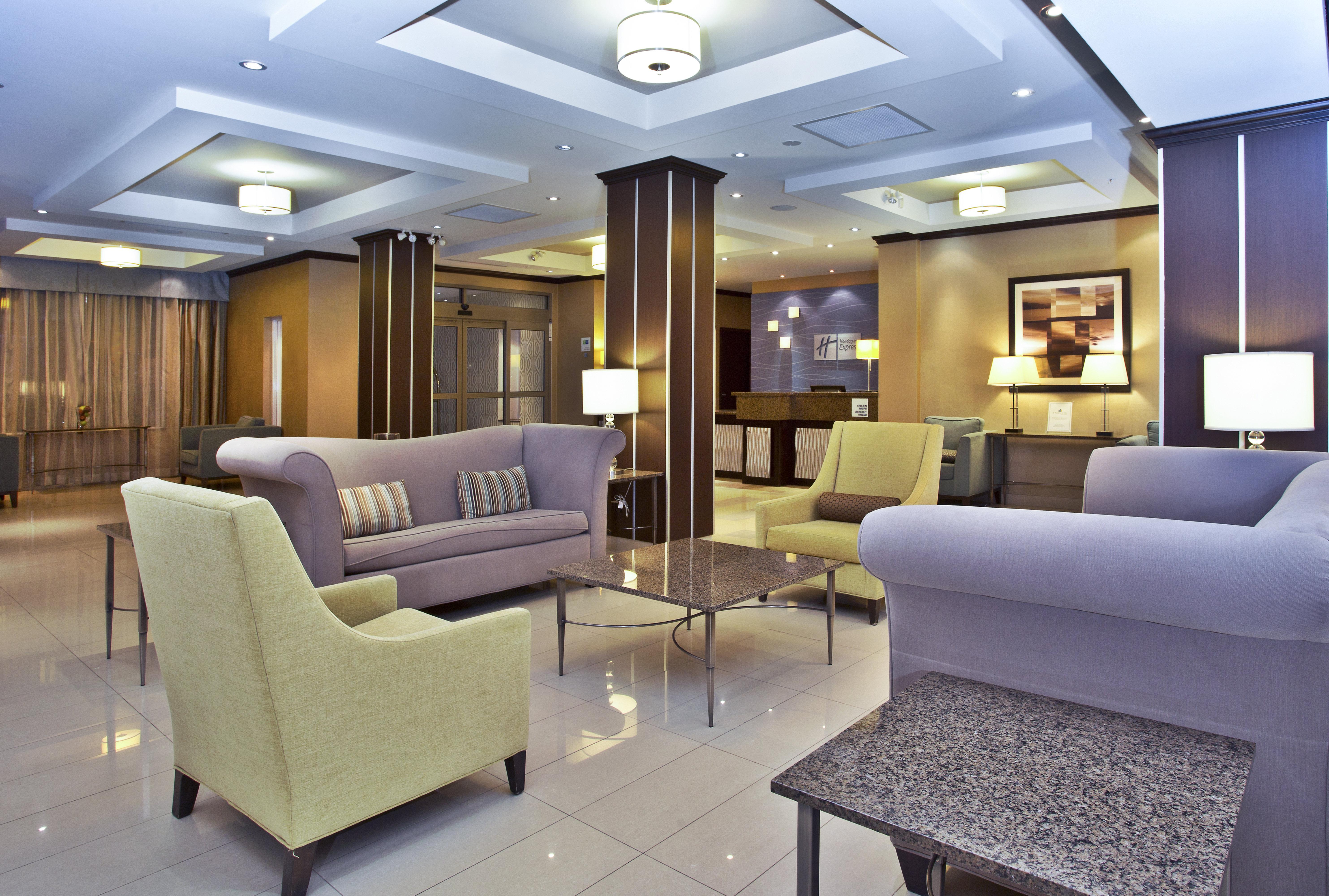 Holiday Inn Express Kingston Central By Ihg Exterior foto