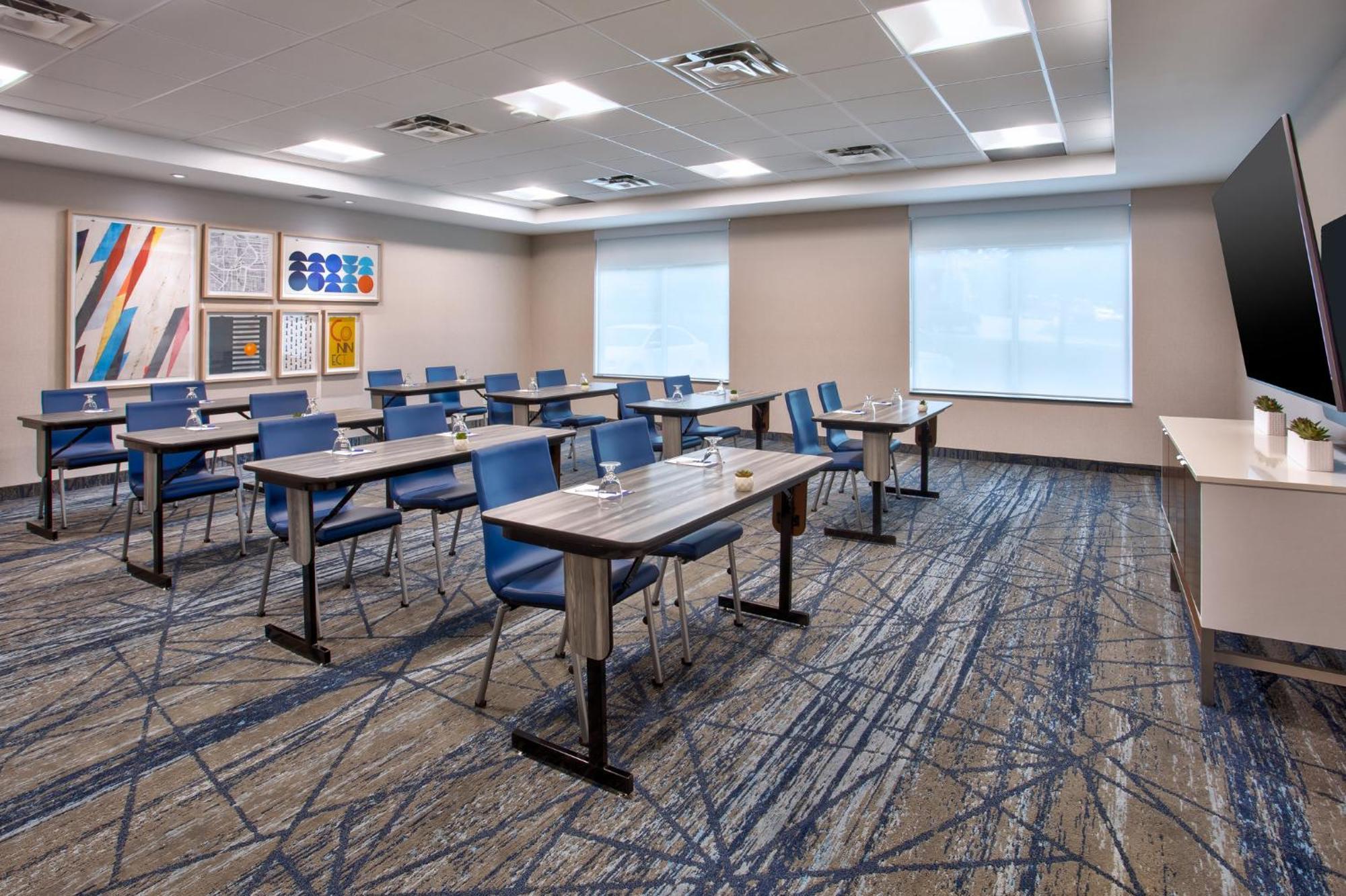 Holiday Inn Express Kingston Central By Ihg Exterior foto